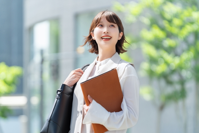 社会人サークル 名古屋 女性 笑顔